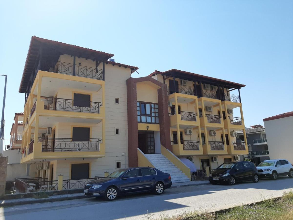 Hotel Kosmas Sarti Exteriör bild