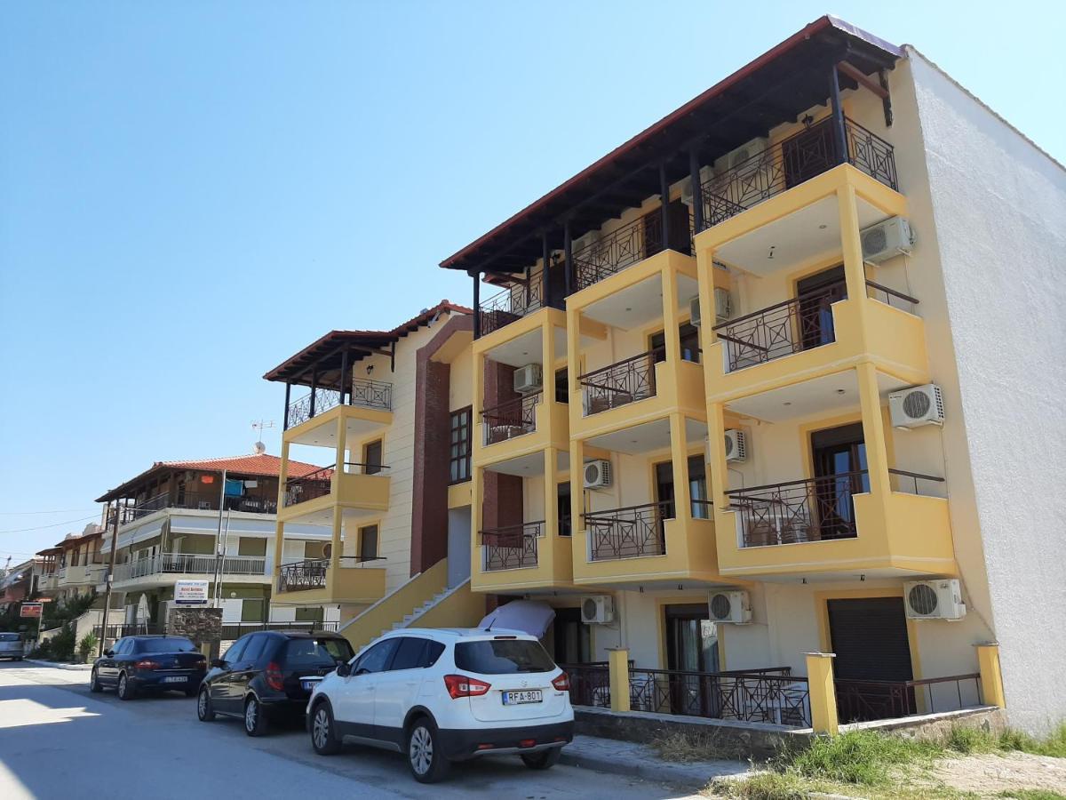 Hotel Kosmas Sarti Exteriör bild