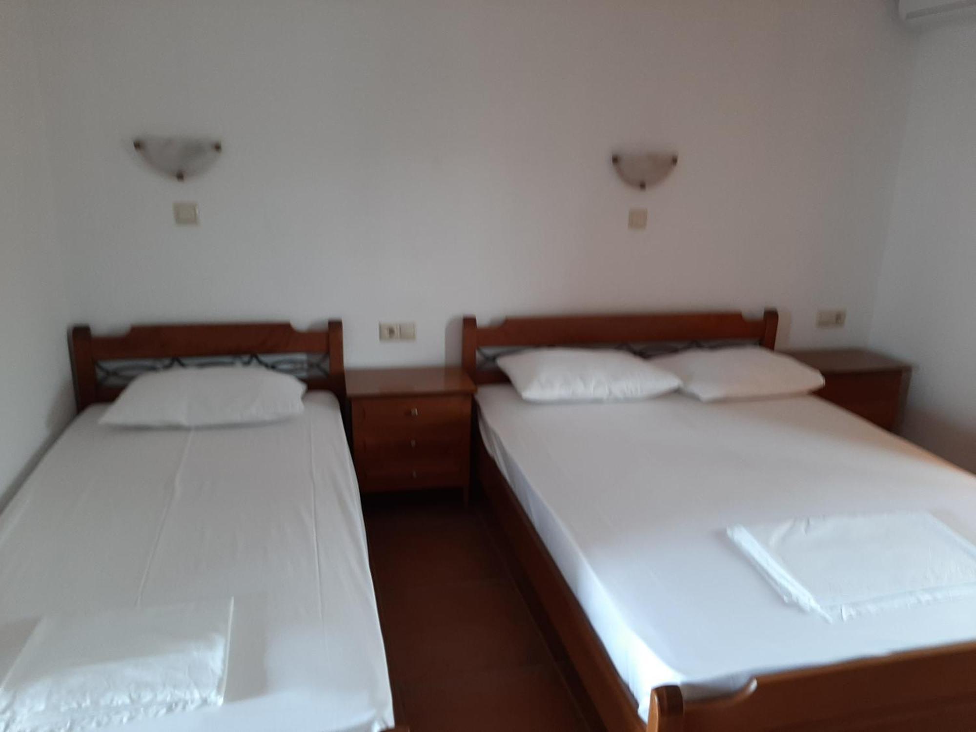 Hotel Kosmas Sarti Rum bild