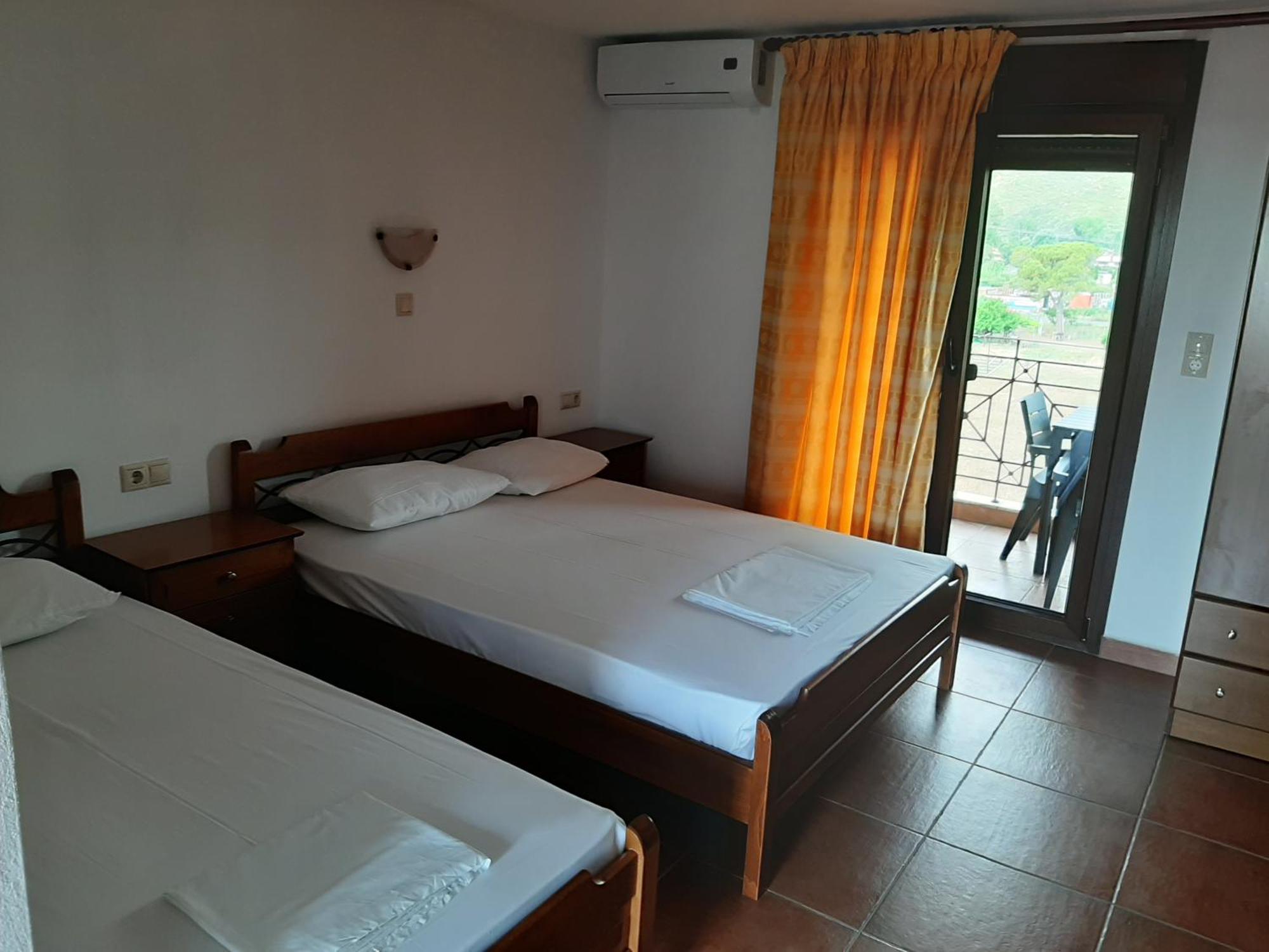 Hotel Kosmas Sarti Rum bild