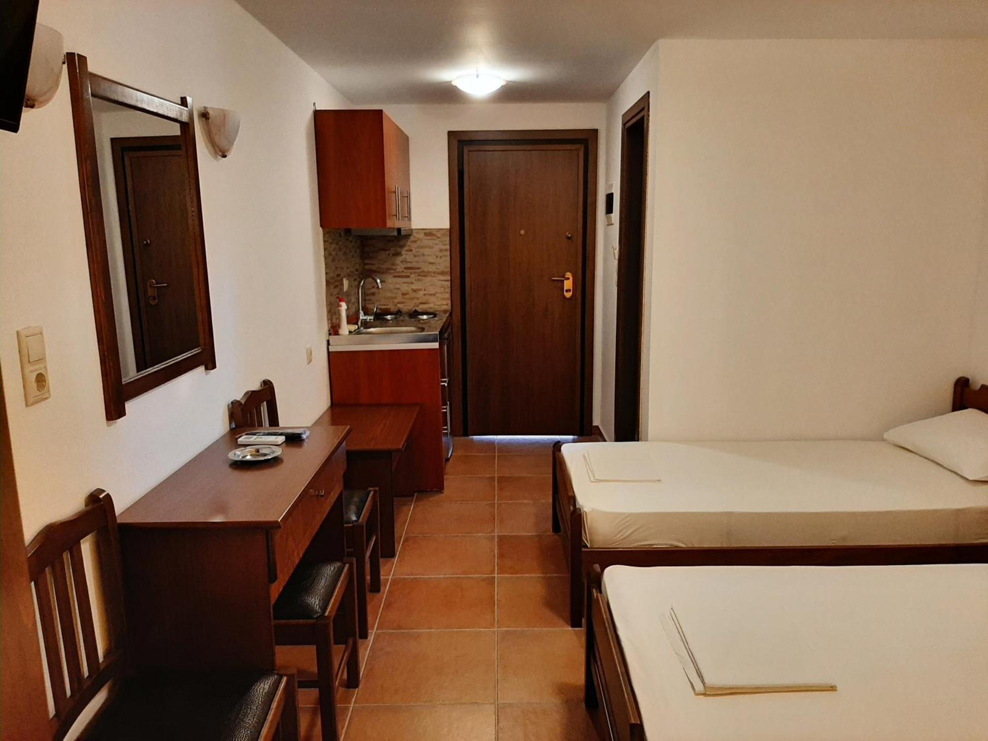 Hotel Kosmas Sarti Rum bild