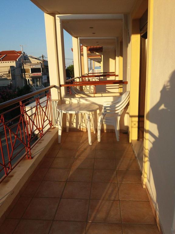 Hotel Kosmas Sarti Exteriör bild
