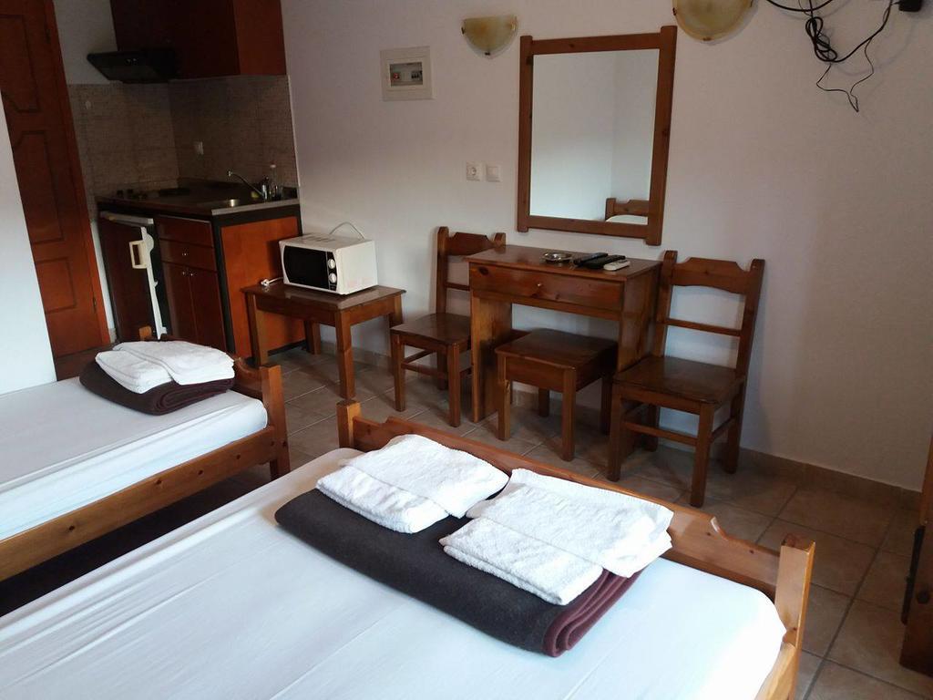 Hotel Kosmas Sarti Exteriör bild